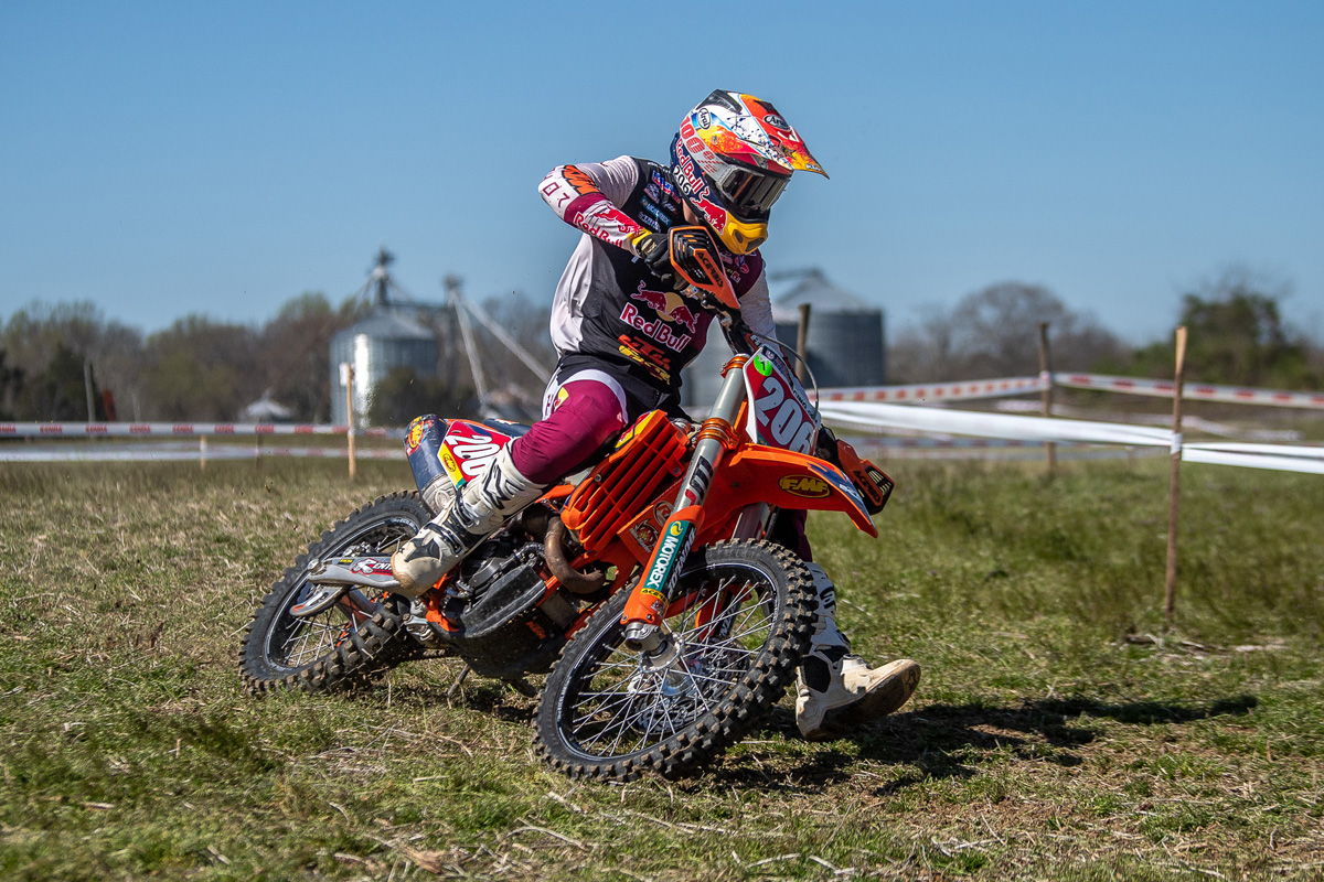Toth and Michael lock horns at Olde Mill Farm Sprint Enduro